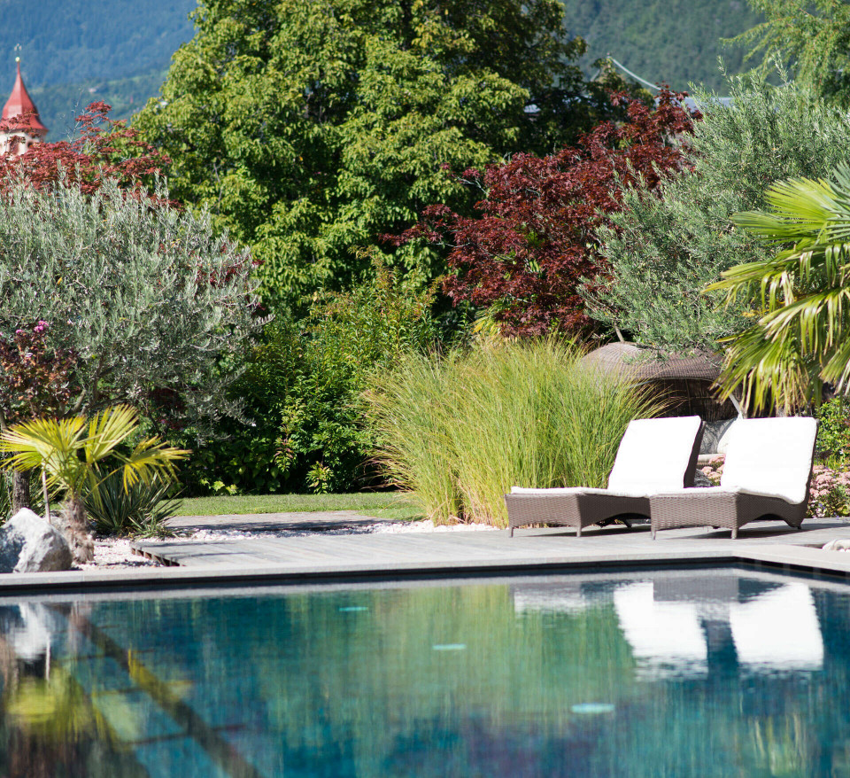 DEEP BLUE SALTWATER POOL FOR YOUR RECREATION